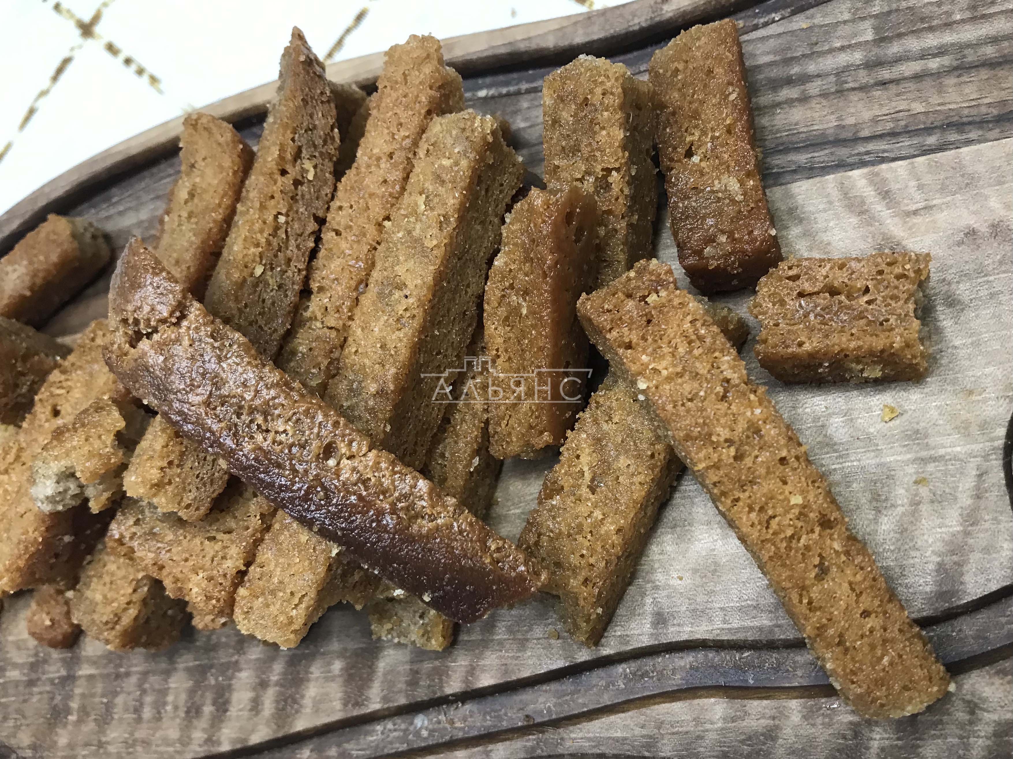 Деревенские гренки с чесноком в Кургане