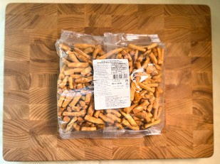 Японские снеки и крекеры: Сыр копченый на ольхе 