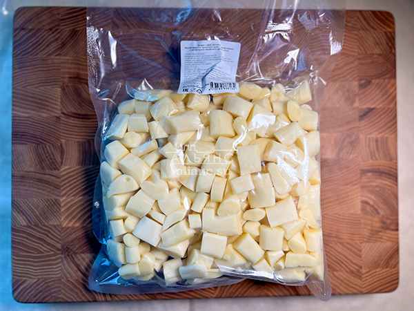 Сырный продукт ФЕРМЕРСКИЙ бочонок белый в Кургане